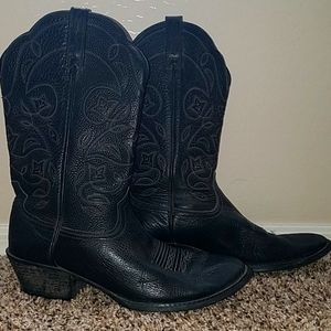 Black Ariat Boots